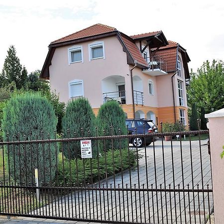 Katalin Apartmanhaz Apartment Zalakaros Luaran gambar